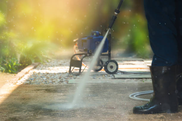 Best Pool Deck Cleaning  in Leonia, NJ